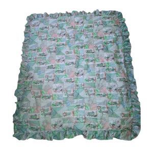 Vintage Holly Hobby Handmade Quilt Retro Green ruffled Edge Yarn Tied